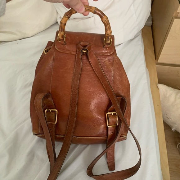 Vintage Gucci leather backpack - Picture 2 of 4